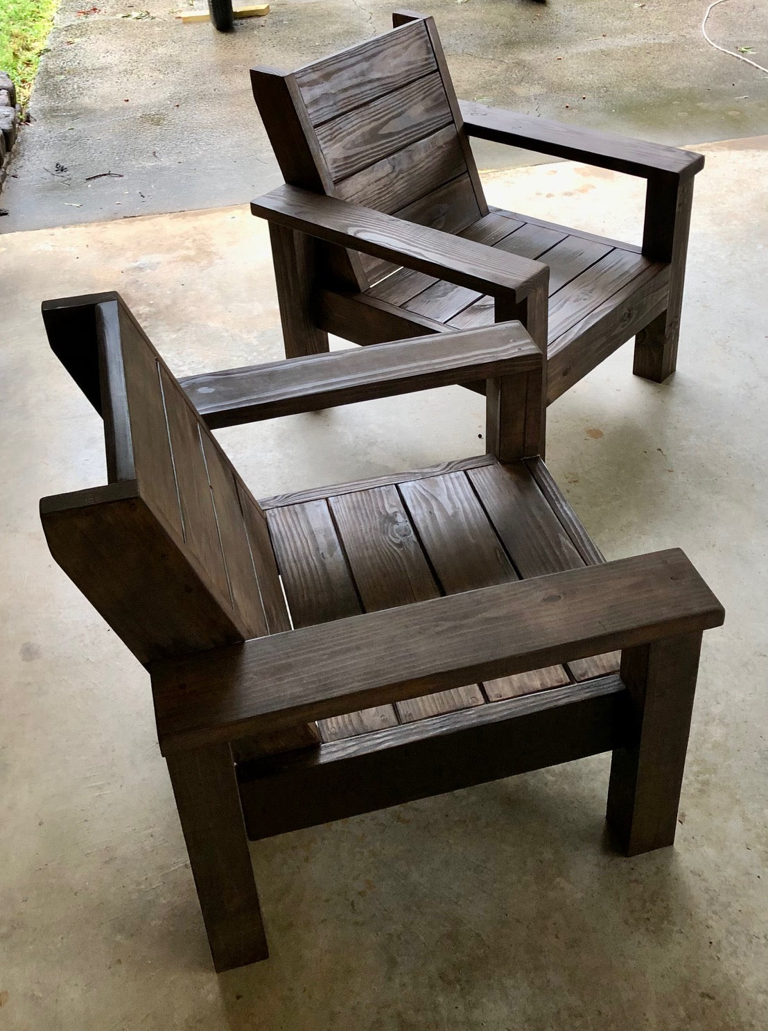 -Custom Summit™ Outdoor Chair Set + Table-