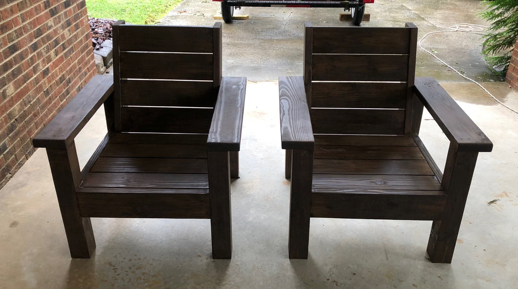 -Custom Summit™ Outdoor Chair Set + Table-